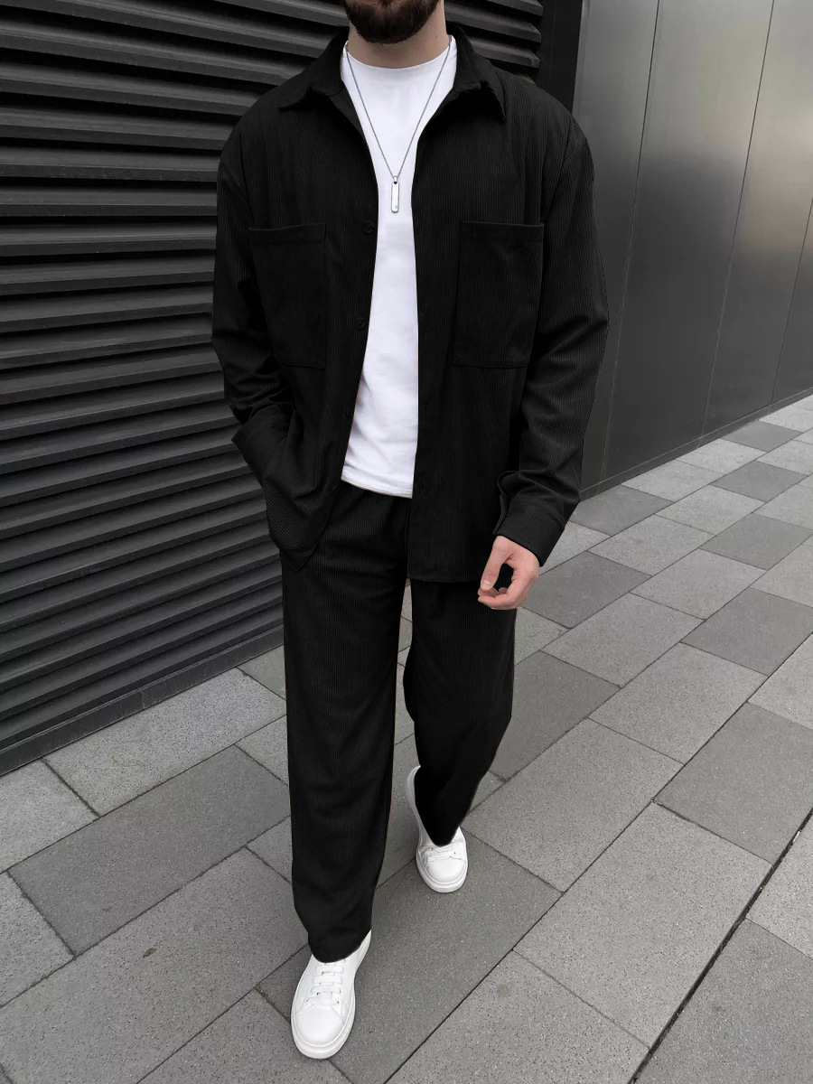 Street Fashion Outfit - メンズコーデュロイツーピースセット：長袖ボタンダウンシャツとワイドレッグトラウザーズのセット、ファッショナブルなカジュアルストリートスポーツウェア