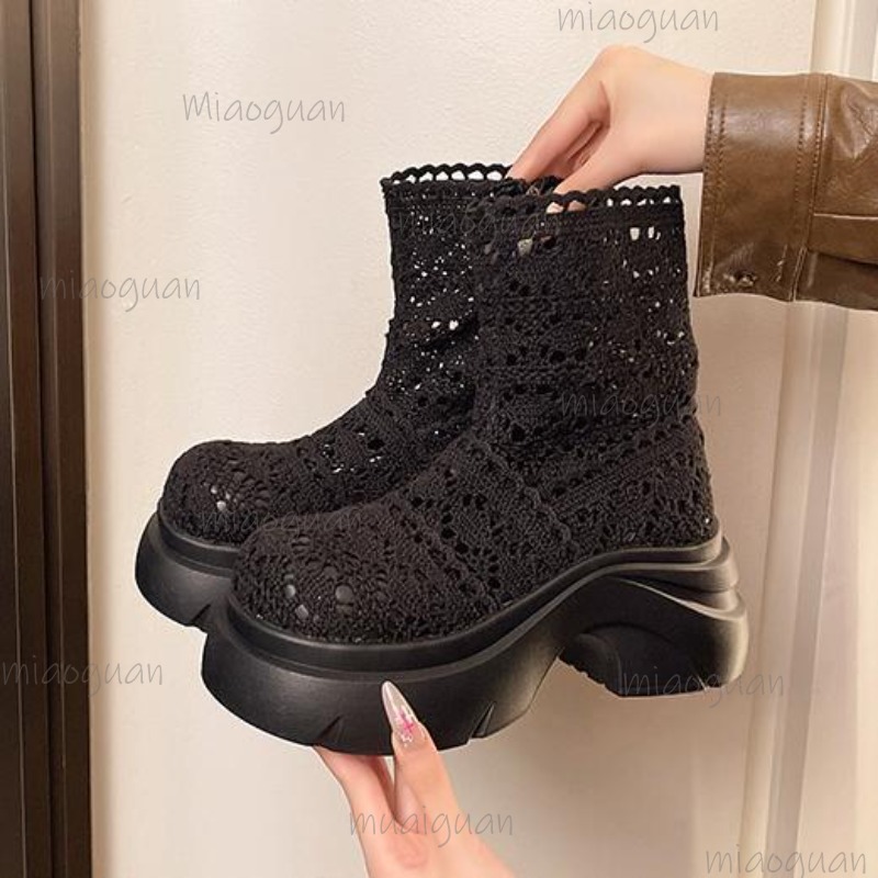 秋のプラットフォーム厚底女性アンクルブーツファッション中空ア - Street Fashion Outfit のレビューと価格