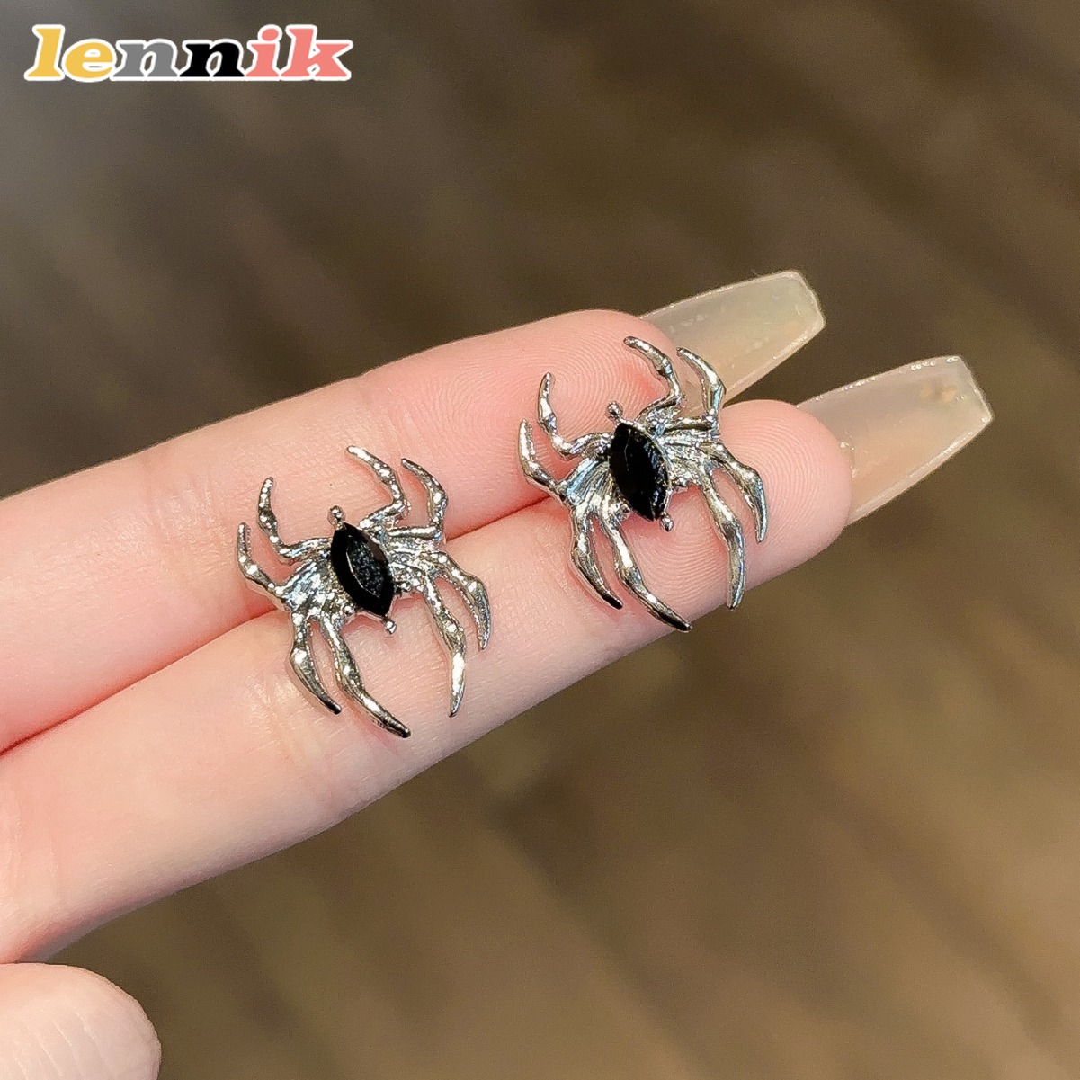 LENNIK ユニークなスパイダー イヤリング、女性用ハイエ - Street Fashion Now のレビューと価格
